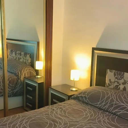 Mar Y Montana * Laredo