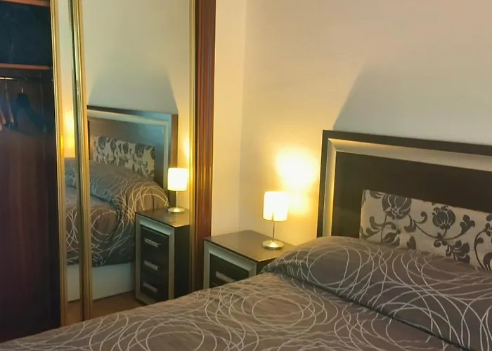 Mar Y Montana * Laredo